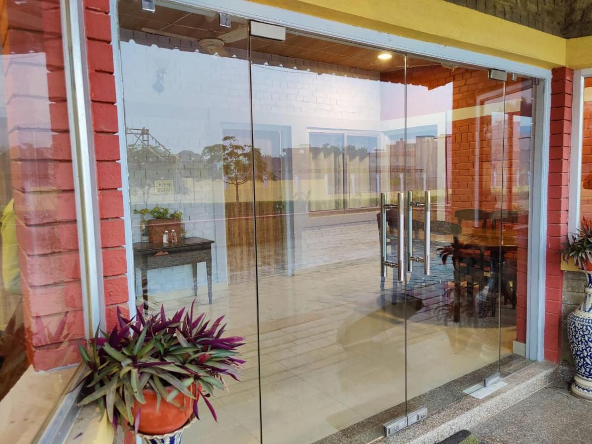 瓦拉纳西 Brick Field酒店 外观 照片